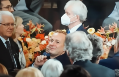 Robert Schwartz critică TVR pentru logo „Televiziunea românilor”