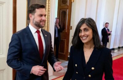 Usha Vance, soția vicepreședintelui SUA, însărcinată cu al 4-lea copil. Băiat, naștere în iulie