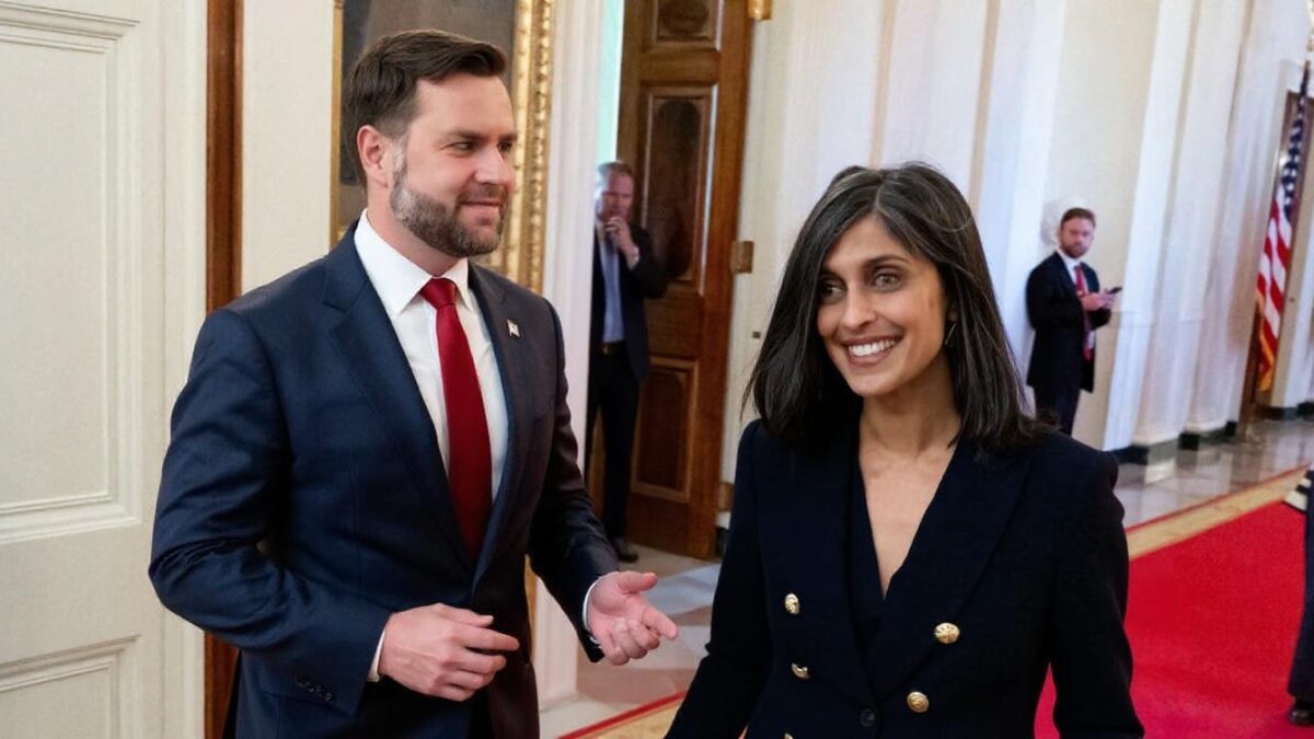 Usha Vance, soția vicepreședintelui SUA, însărcinată cu al 4-lea copil. Băiat, naștere în iulie