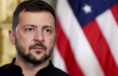 Ucraina schimbă tactica. Zelenski: Rusia pregătește un atac masiv