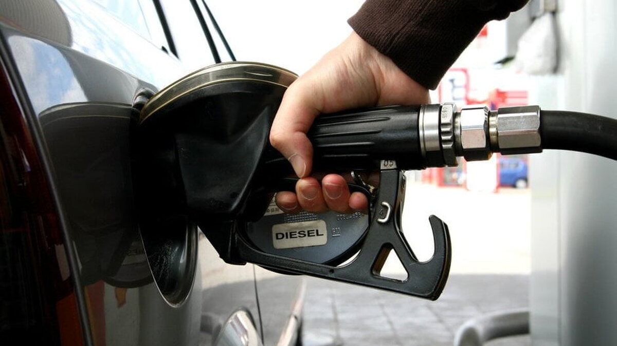 Carduri de 1.500 lei pentru combustibil din 2026. Cine sunt românii care primesc banii