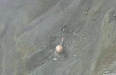 Tragedie în Japonia – Elicopter cu 3 persoane, găsit la 70m adâncime într-un vulcan