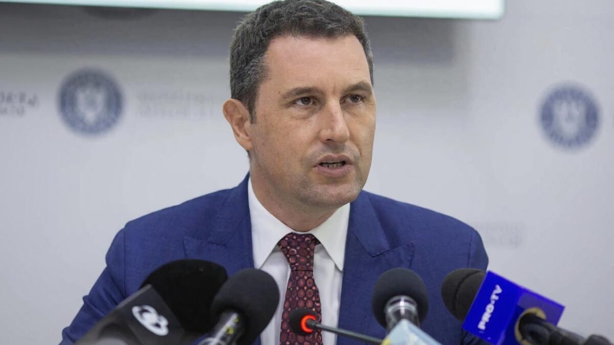 Tanczos Barna: de ce a dublat Bolojan impozitele locale