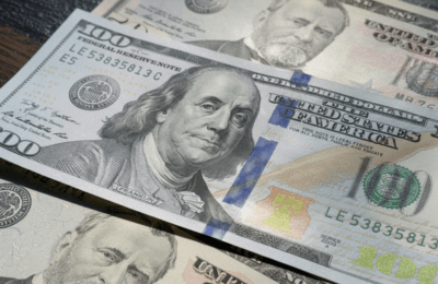 Investitorii străini vând acțiuni pe piața din India