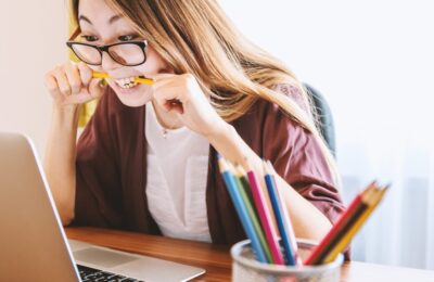 Laptopuri pentru studenți 2026 – ghid complet de alegere