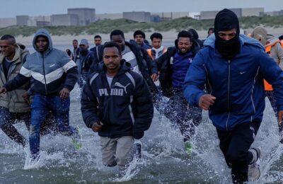 Acordul cu Franța, un fiasco – UK a primit 350 de migranți și a expulzat doar 281