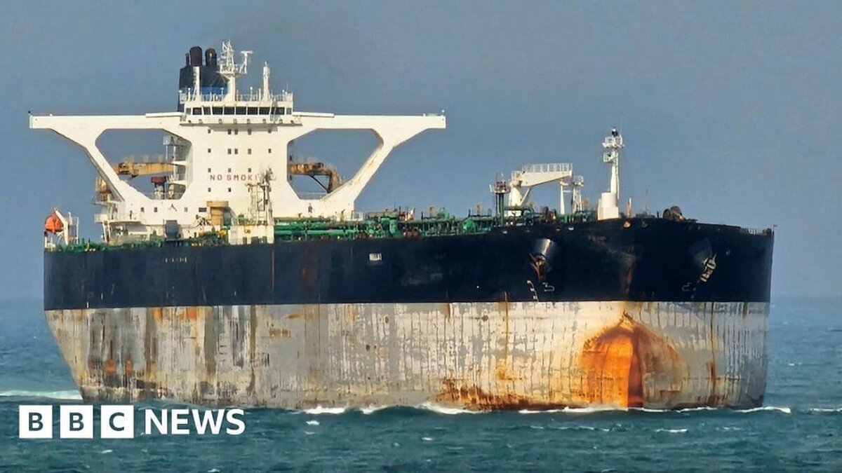 Tensiuni: Rusia escortează petrolier urmărit de SUA în Atlantic