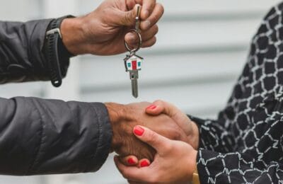 Imobiliare 2026: Cum să cumperi deștept, nu la repezeală