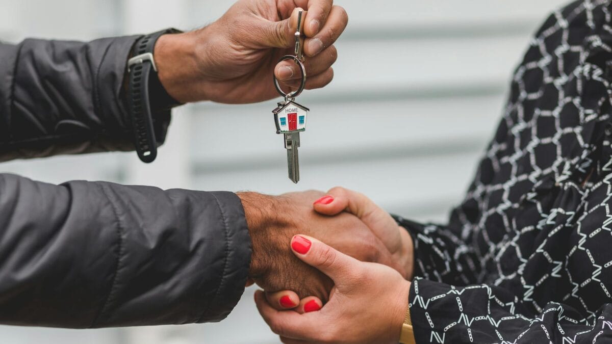 Imobiliare 2026: Cum să cumperi deștept, nu la repezeală