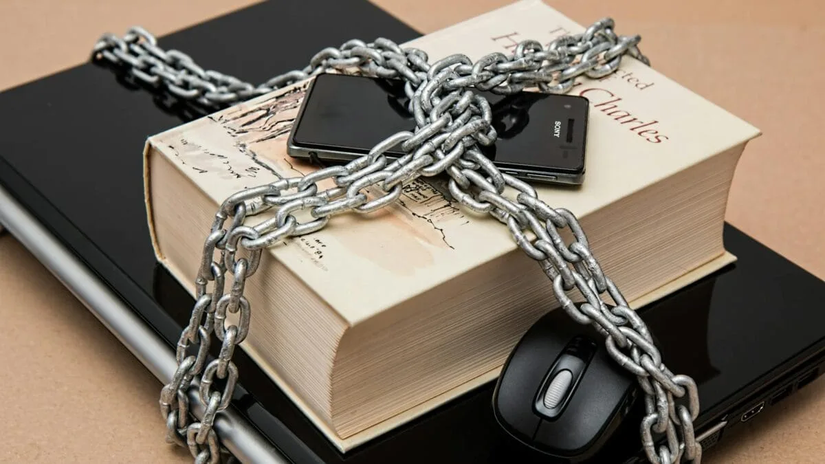 protejarea telefonului de viruși