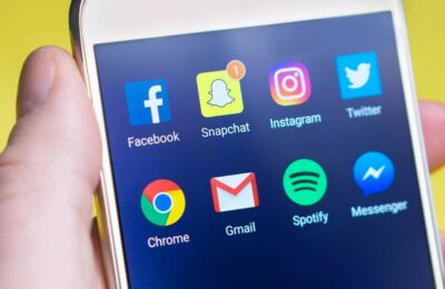 Marea Britanie vrea să interzică rețelele sociale sub 16 ani