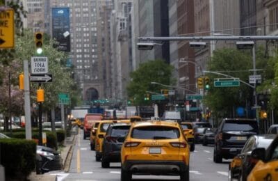 Taxa de 9 dolari în NYC funcționează? Datele arată îmbunătățiri trafic