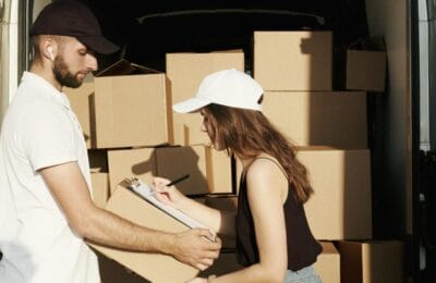 ARMO: 80 milioane colete au ajuns în România. Scenariul prăbușirii: Infirmat