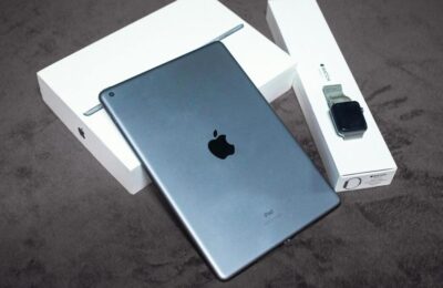 iPhone pliabil de 2.000$ și MacBook sub 1.000$, sunt planurile Apple pentru 2026