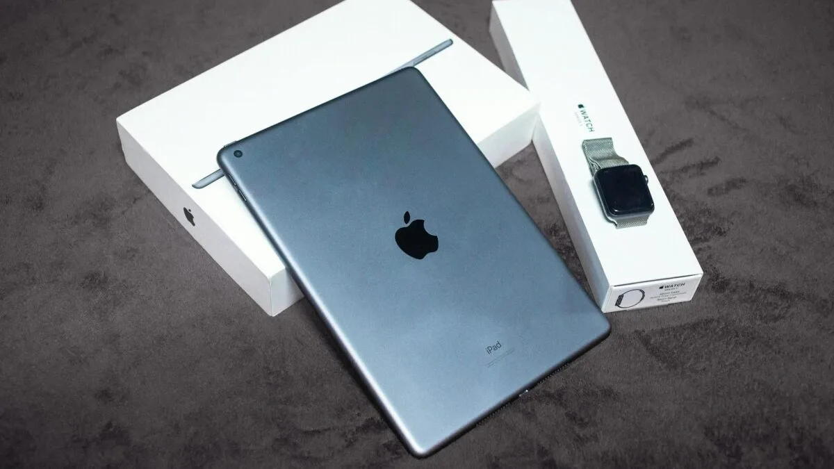 Apple 2026