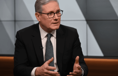 Starmer vrea 3% din PIB pentru Apărare. Ce spune despre interzicerea rețelelor sociale