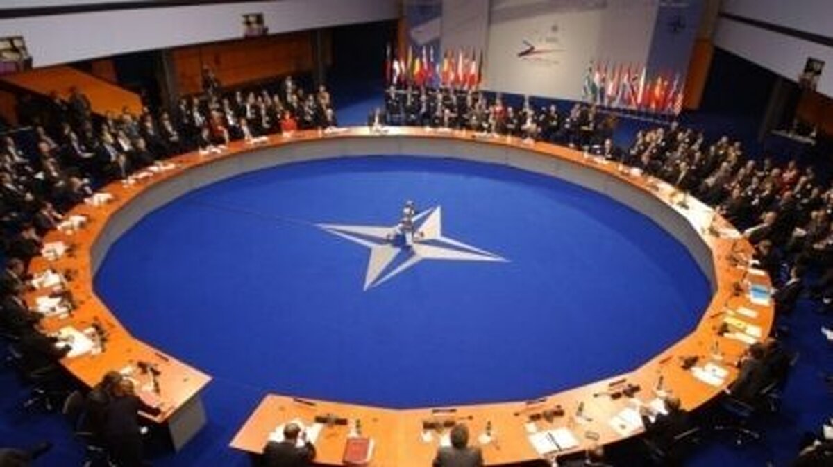 NATO 3.0, misiune Irak, retragere SUA