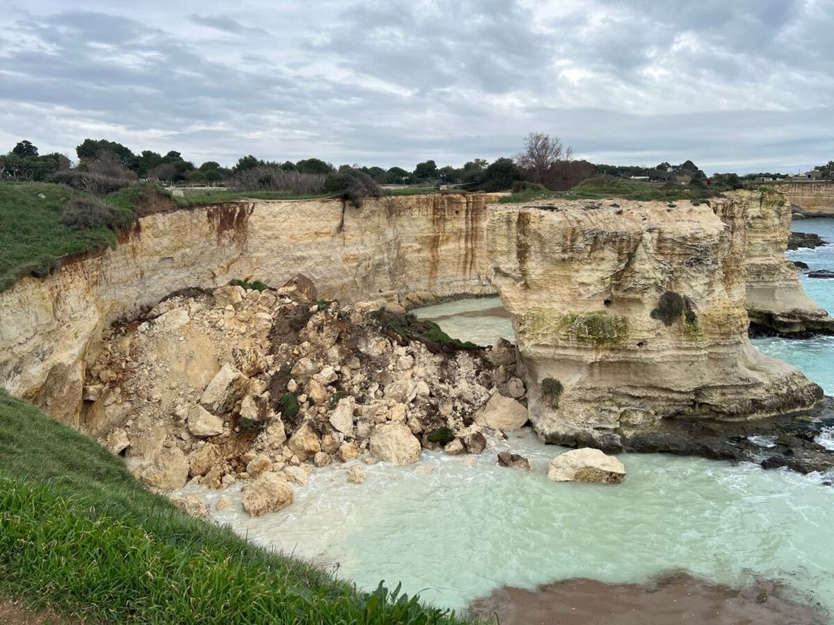 The Sant'Andrea Faraglioni arch in Salento, Italy after it collapsed into the sea following a storm.