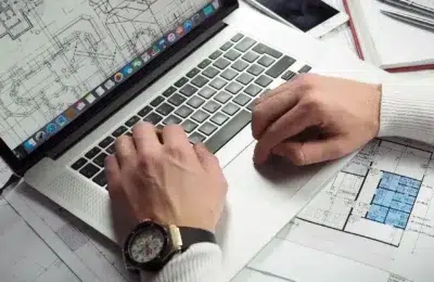 Noua regulă pentru firmele SRL: capital social de 5.000 de lei. Ce amenzi riști