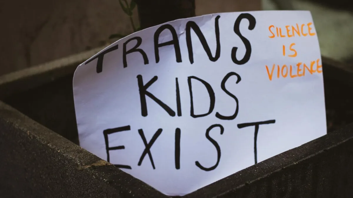 copii transgender Marea Britanie