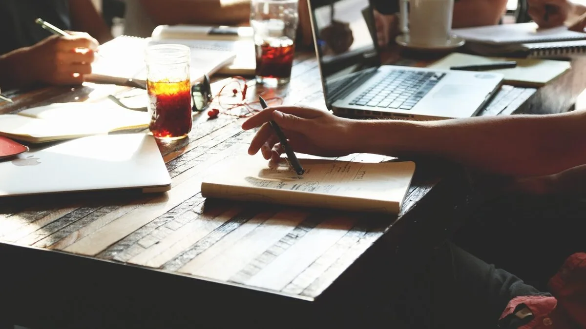 cultura muncii AI, startup-uri San Francisco