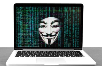 Atenție la emailurile care pretind că vin de la banca ta și cer date personale