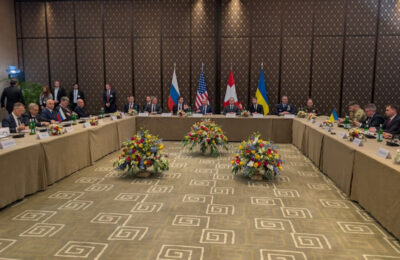 Negocieri tensionate la Geneva. Rusia cere teritorii, Ucraina e bombardată cu 396 de drone