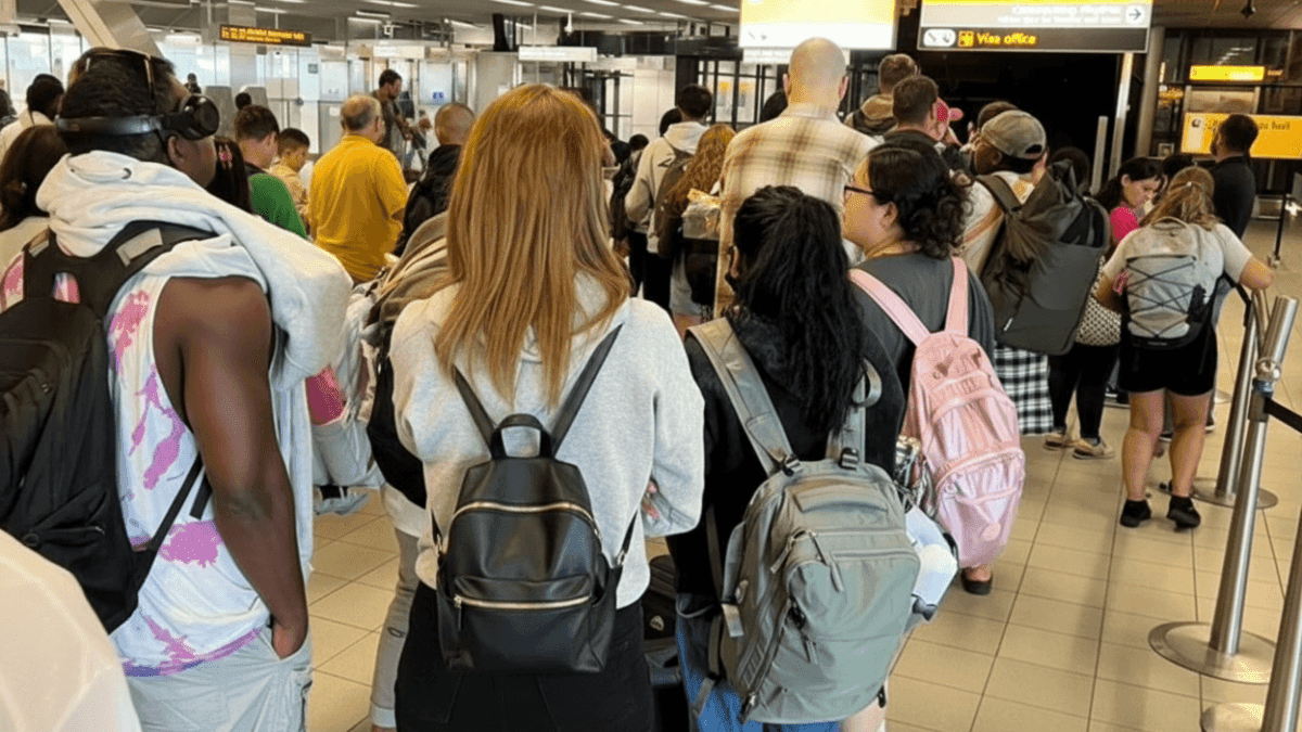 români blocați Berlin