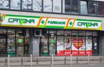 Top salarii farmaciste 2026. Venituri de 7.000 lei la Dr. Max și Tei, 6.400 la Catena