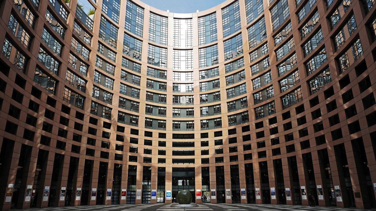 Nouă lege europeană a spațiului cosmic ia formă după o luna de negocieri