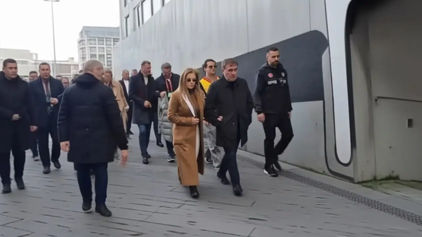 Gică Hagi, oprit pe stradă de fanii turci care i-au scandat numele la Istanbul