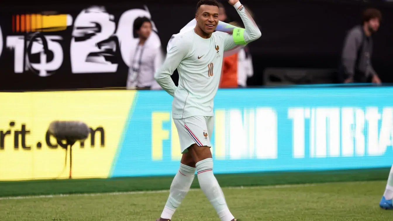 Kylian Mbappe a marcat golul 56 pentru Franta si e la un pas de a egala recordul istoric