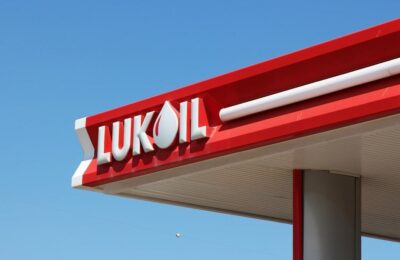Lukoil deschide proces împotriva României pentru resursele gazelor din Marea Neagră