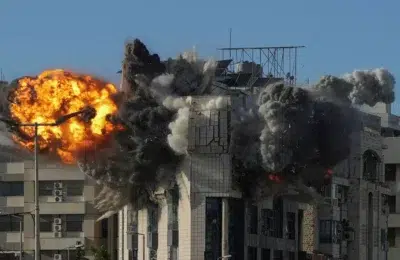 Marea Britanie trimite 1.000 de soldați în Orientul Mijlociu și sisteme antirachetă