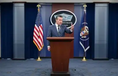 Secretarul Apărării Hegseth oprește promovarea a 4 ofițeri de top