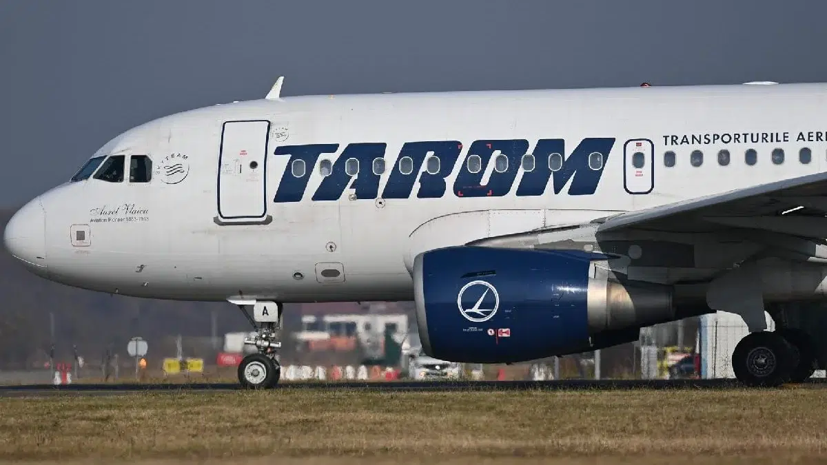 TAROM oferă salariu de 4.000 de euro pentru postul de director general