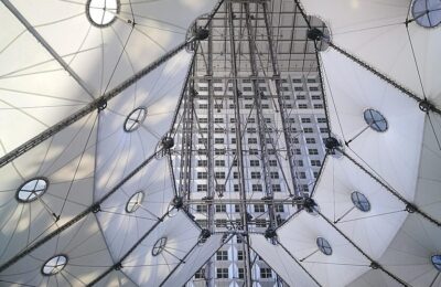 Cum profita investitorii romani de la escaladarea tensiunilor geopolitice internationale