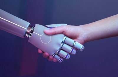 Angajații digitali reduc cheltuielile operaționale cu până la 70 la sută