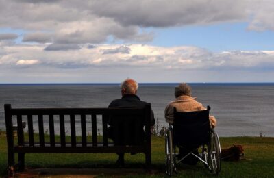 2,8 milioane de pensionari vor primi 1.000 de lei in aprilie de la stat