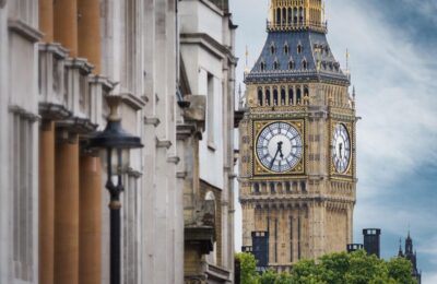 Britanicii încasează 750 de lire în plus la ajutoare sociale anual