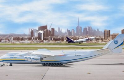 Zboruri anulate după atacul cu drone iraniene la aeroportul din Dubai