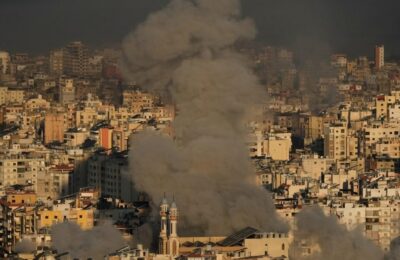 Doi răniți la o rafinărie din Kuweit. Trump promite operațiune masivă în Iran