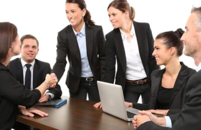 Salariul din anunț devine obligatoriu pentru angajatori în România și UE