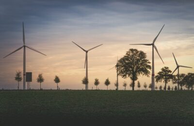 România transformă energia verde într-o oportunitate economică regională