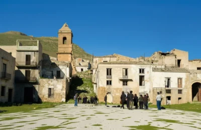 Sardinia oferă 15.000 de euro celor care se mută în satele sale depopulate