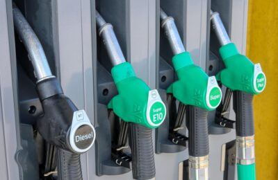 Prețurile carburanților cresc vertiginos, iar șoferii vor plăti mai mult