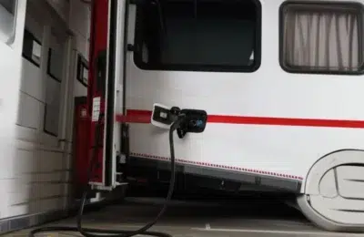 Prețul motorinei a sărit cu 10 bani într-o zi. Cât costă carburanții în marile orașe