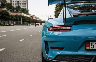 Porsche abandonează strategia electrică și scumpește mașinile în România