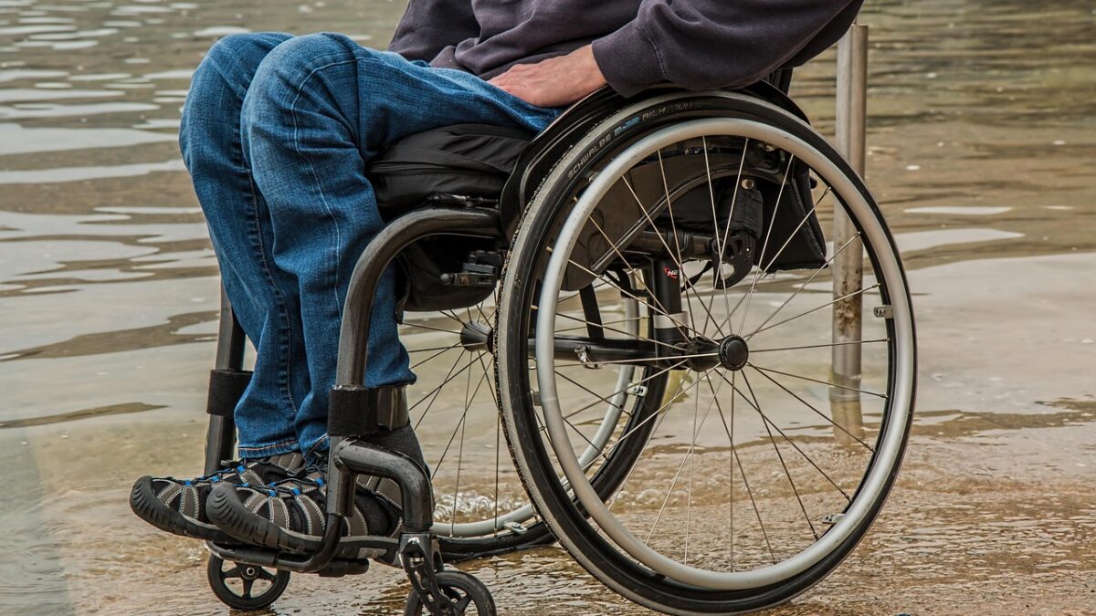 Persoanele cu handicap pot fi scutite de taxa de salubritate în România