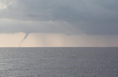 Riscul real de tornade în România creşte potrivit specialiştilor